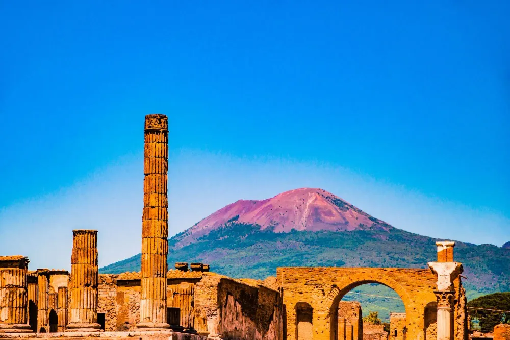 Pompeii Tourist Traps